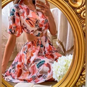 Brush Print Backless Puff Sleeve Dress